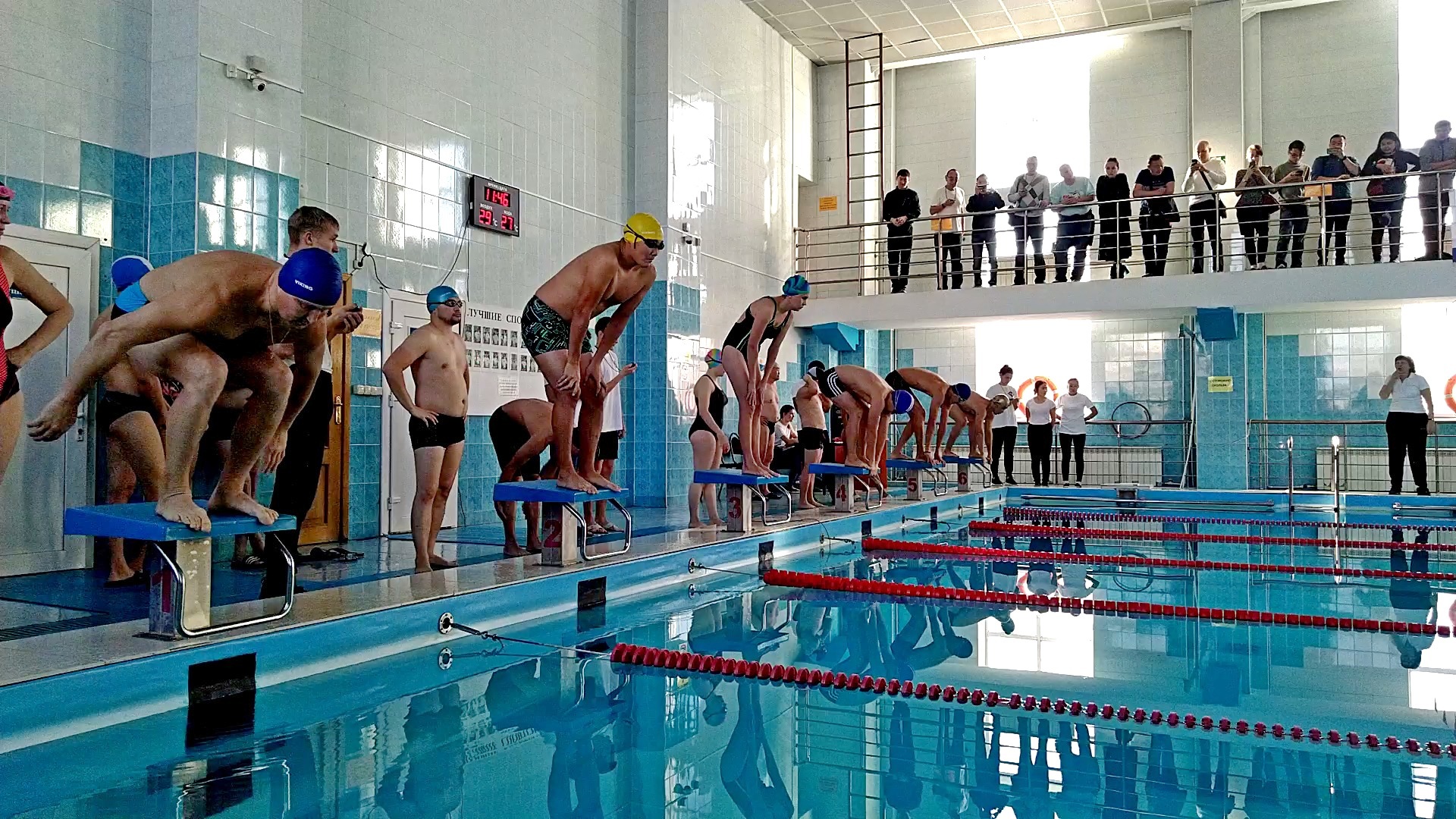 Команда Республиканской больницы завоевала "серебро" в турнире по плаванию