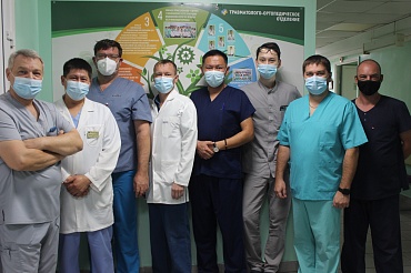 Ведущие хирурги-травматологи провели мастер-класс в РКБ